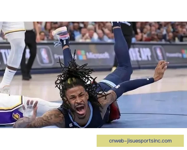 湖人队挑战灰熊队 谁能在季后赛争夺中占据先机